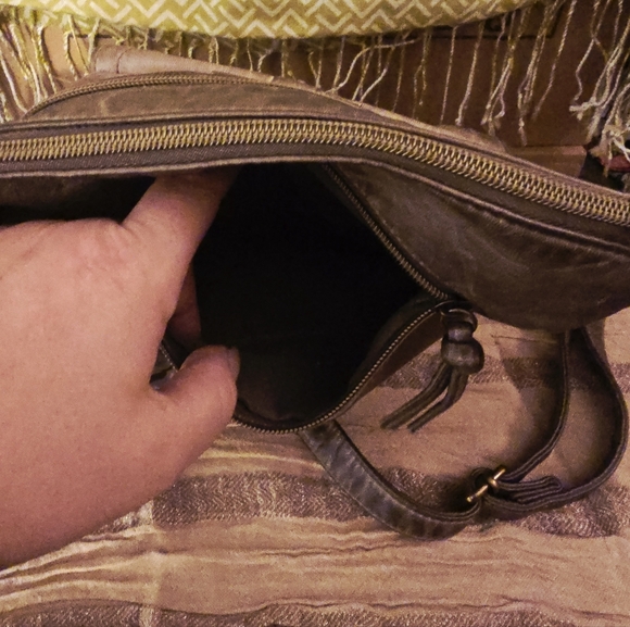 Stone Mountain Brown Crossbody Bag - Picture 4 of 8